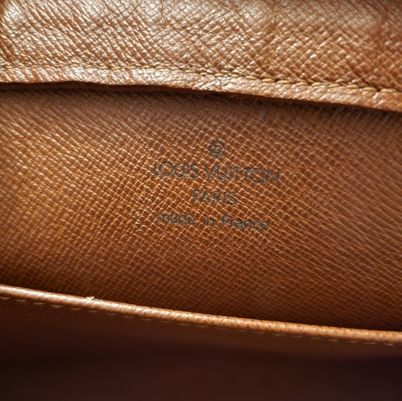 Louis Vuitton Orsay Clutch - Picture 5 of 10